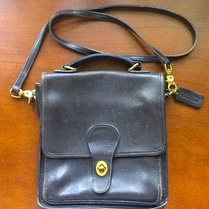 Vintage Navy Coach Purse w/ Handle